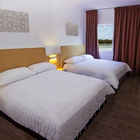 Thanks Hotel Parit Buntar Eksteriør bilde