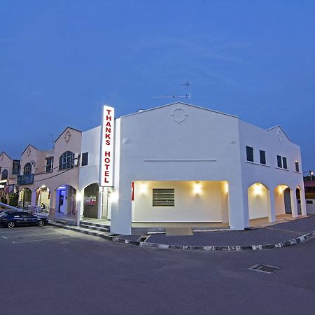 Thanks Hotel Parit Buntar Eksteriør bilde