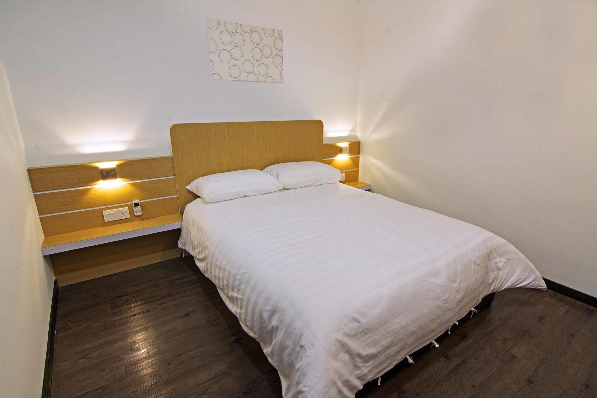 Thanks Hotel Parit Buntar Eksteriør bilde